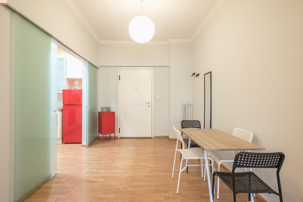 Pame Rentals - Entire Apartment With Free Parking Atenas Exterior foto