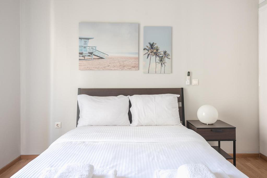 Pame Rentals - Entire Apartment With Free Parking Atenas Exterior foto