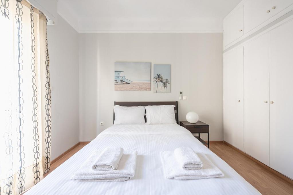 Pame Rentals - Entire Apartment With Free Parking Atenas Exterior foto